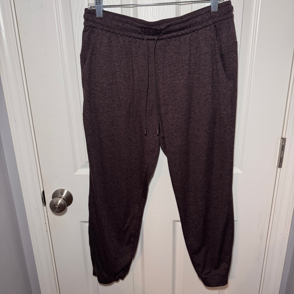 Lululemon Soft Jersey Classic-Fit Mid-Rise Jogger in Heathered Dark Espresso